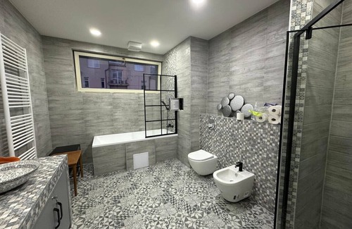 Karlovy Vary Apartamento | Karlovy Cute Inn: 1BR apartment w/ Elegant bath