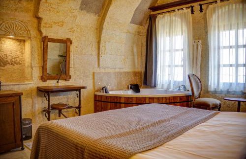 Uchisar Cama Y Desayuno | Karma Suites Cappadocia