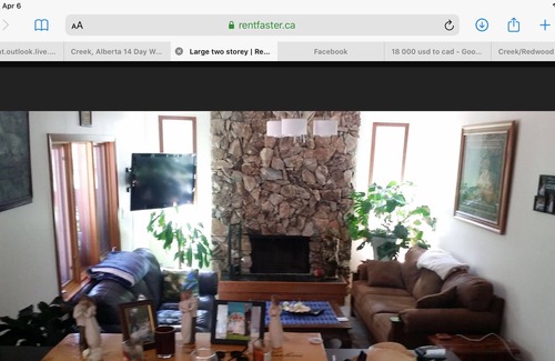 Redwood Meadows Casa | KarMik Sport Health & Wellness Retreat in King Redwood Suite