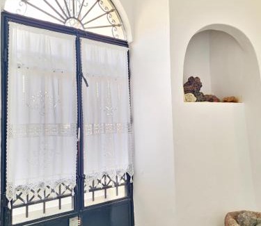 Episkopi Gonias Casa | Karpimo Vineyard Villa with Heated Pool