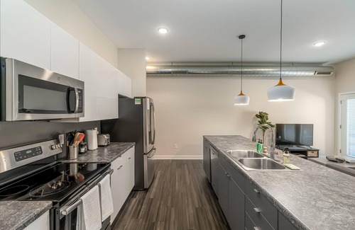 Downtown Des Moines Apartamento | Kasa 2BD Walk to Sculpture Park Des Moines
