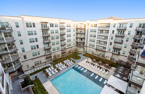 Central Arlington Apartamento | Kasa | Arlington | Artistic 2BD/2BA Apartment