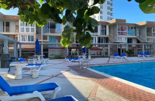 Condado Apartamento | JFKey HOME: Ocean Breeze en la playa