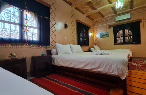 Souk Lakhmis Dades Cabina | Kasbah Amlal , 5 min from the center! Boumalne Dades