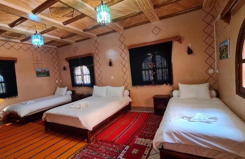 Souk Lakhmis Dades Cabina | Kasbah Amlal , 5 min from the center! Boumalne Dades