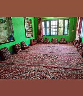 Anantnag District Chalet De Esquí | Kashmir Railway inn
