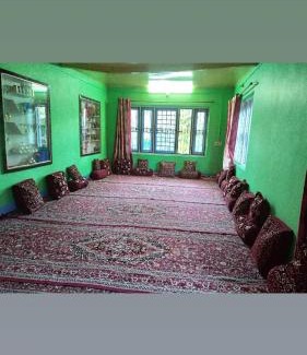 Anantnag District Chalet De Esquí | Kashmir Railway inn