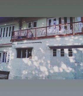 Anantnag District Chalet De Esquí | Kashmir Railway inn