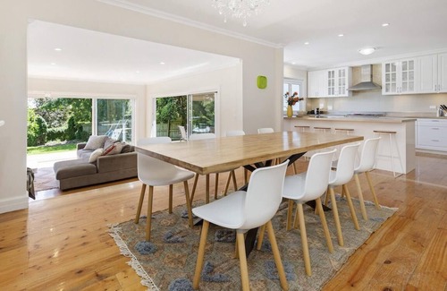 McCrae Casa | Kasih - Ocean Views - Love Actually.and we love it.