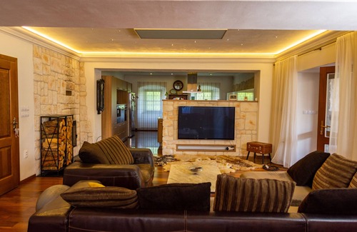 Pravenec Casa | Kaštiel Pravenec, cosy place for your stay with a lots of activities