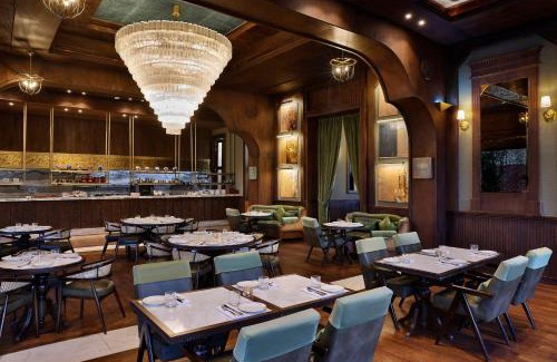 West Bay Hotel | Katara Hills Doha, Lxr Hotels & Resorts