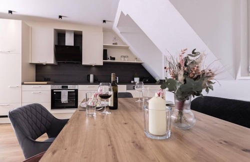 Fuegen Apartamento | Katharina by Interhome