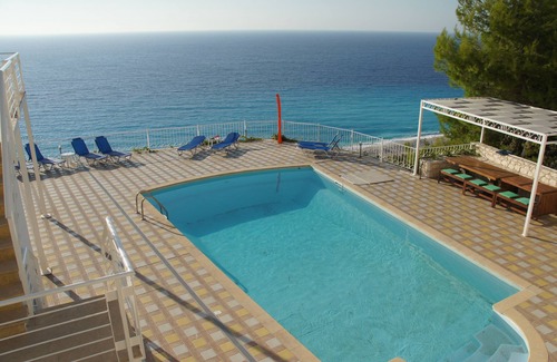 Agios Nikitas Villa | Kathisma Villa Margaux, piscina privada con vistas espectaculares