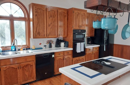 Carrabelle Casa | Kathys House sits on the bay in Carrabelle. No neighbors! A view with privacy.