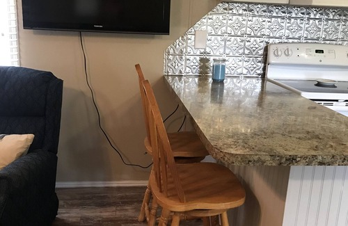 Scranton Casa | Kat’s Get-a-Way at 1601 Thompson Bay Loop on Lake Dardanelle In Scranton, AR