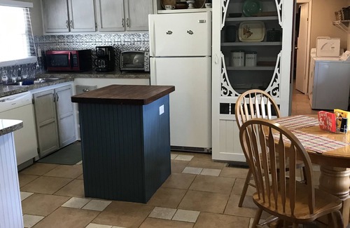 Scranton Casa | Kat’s Get-a-Way at 1601 Thompson Bay Loop on Lake Dardanelle In Scranton, AR