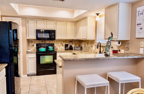 Katy Casa | Katy Hideaway