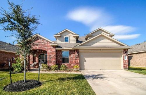 Barker Casa | Katy's five bedrooms home away from home!
