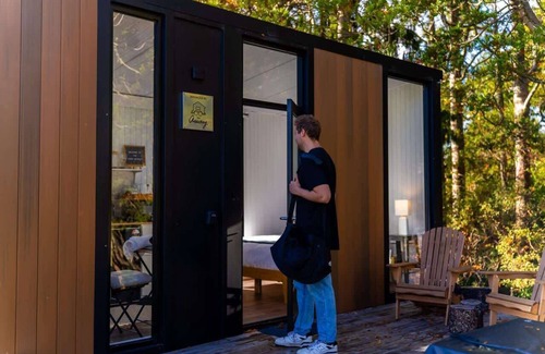 Waitoki Casa | Kauri Getaway Cabin by Tiny Away