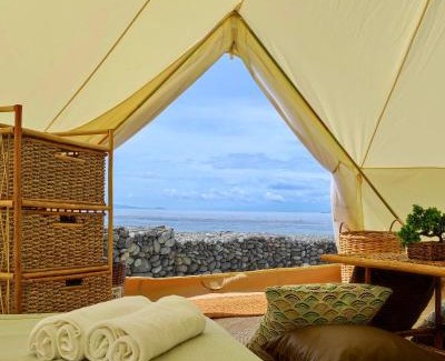 Lobo Otro | KAWAI Beach Camp