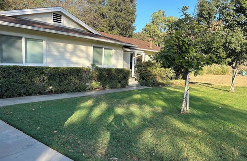 Three Rivers Casa | Kaweah View 3-bedroom house in Three Rivers WiFi and AC