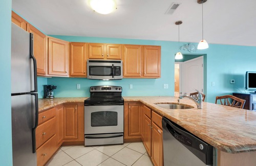 North Wildwood Condominio | Kay's Oceanview Condo 2BD 2BA