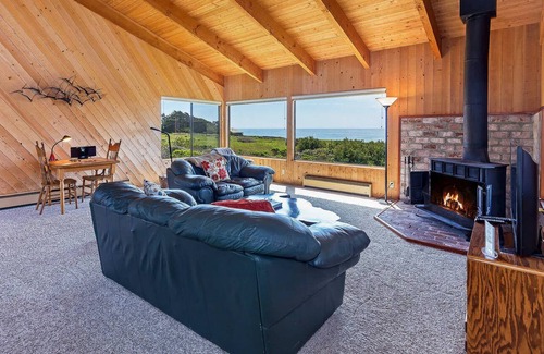 Sea Ranch Casa | Casa privada frente al mar, chimenea y jacuzzi, casa Kaye (sin wifi)
