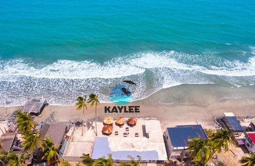 Langma Cama Y Desayuno | Kaylee Beach Resort