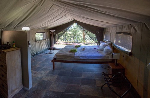 Ndiyona Cabina | Kayova River Lodge