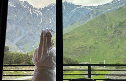 Stepantsminda Hotel | Kazbegi Hotel Grand View