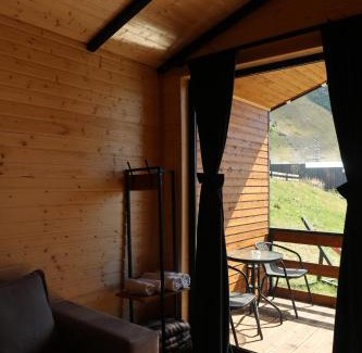Stepantsminda Chalet De Esquí | Kazbegi Inn Cottages
