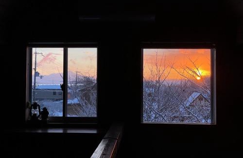 Imazu Casa | Kazenone Villa 風の音ヴィラ - A Stylish Forest Villa with Herb Garden & Cozy Fireplace