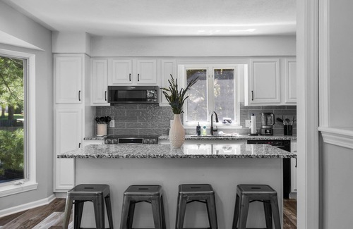 Kansas City Casa | KC Backyard Vacation
