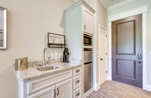 Lawrence County Apartamento | Keestone Studio with Resort Amenities!