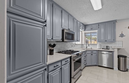 Keller Casa | The Charming House & Pool in DFW