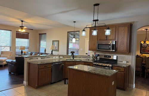 Keller Casa | Keller Schools 4BD 3BA Quiet Street, Pet Friendly!
