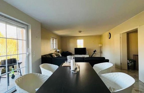 Petit-Couronne Apartamento | Kelly