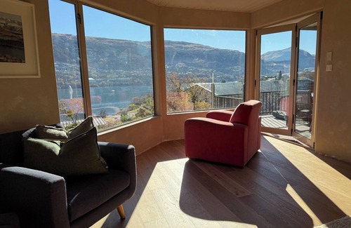 Kelvin Heights Casa | KELVIN HEIGHTS, QUEENSTOWN - vistas al lago, soleado