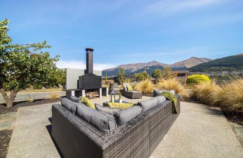 Kelvin Heights Casa | Kelvin Heights - Sunny 2 Bed Home