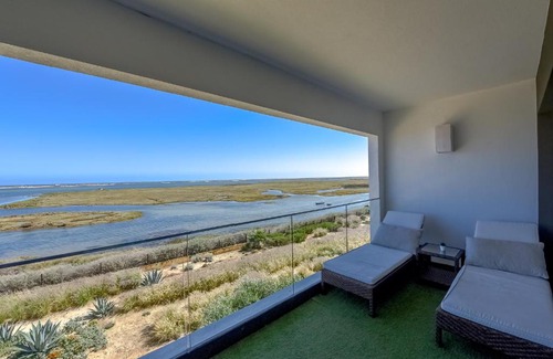 Olhao Apartamento | Ken Blacklock
