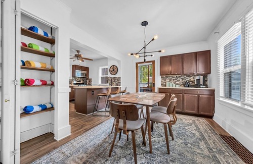 Kenmore Casa | Kenmore Village Charm