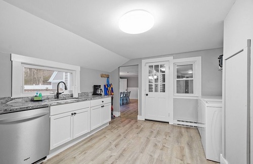 Kennebunk Casa | Kennebunk / Kennebunkport Beach House con piscina!
