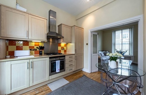 Holland Park Apartamento | Impresionante Apartamento en Kensington, Internet Inalámbrico,aire Acondicionado