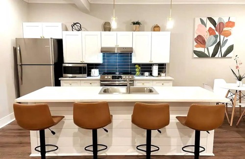 Port Wentworth Apartamento | Kenzie’s Place | Luxe King Beds | Cozy | Modern