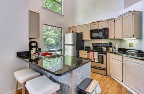 Salem Casa | Keowee Key Condo with Lake Access and Community Pools!