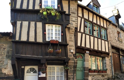 Dinan Casa | Ker Merlin - Encantadora casa bretona en Dinan cerca del puerto de Dinan.