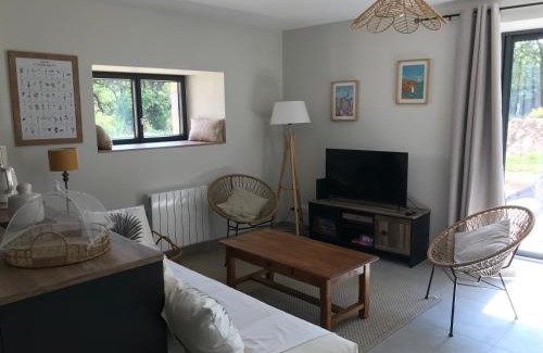 Cruguel Casa | Ker Zélia