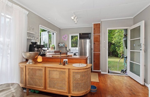 Matapouri Casa | Kereru Cottage - Matapouri Holiday Home