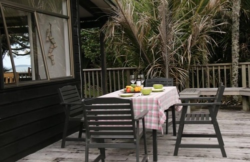 Tawharanui Cabaña | Casa rural Kereru, entorno tranquilo, cerca de la playa de Baddeleys, Tawharanui