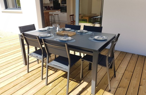 Ploudalmezeau Casa | Kerheol, bright house with garden and beach on foot